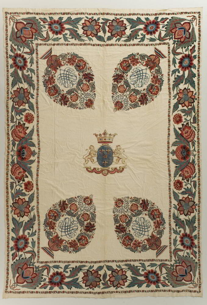 Sitsen Palempore met het familiewapen Alberda en het spiegelmonogram JPA (Josina Petronella Alberda)